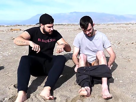 Straight guy tastes cock and doesn'_t like it - Magic Javi